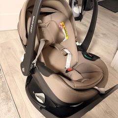 Maxi-Cosi Pebble 360 Pro2 Car Seat and FamilyFix 360 Pro ISOFIX Base Twillic Truffle