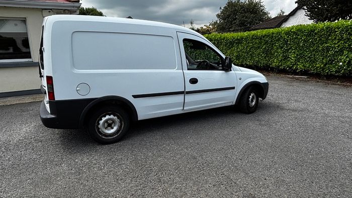 Open Combo Van