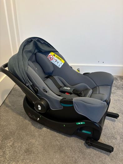 car seat with iso fix
