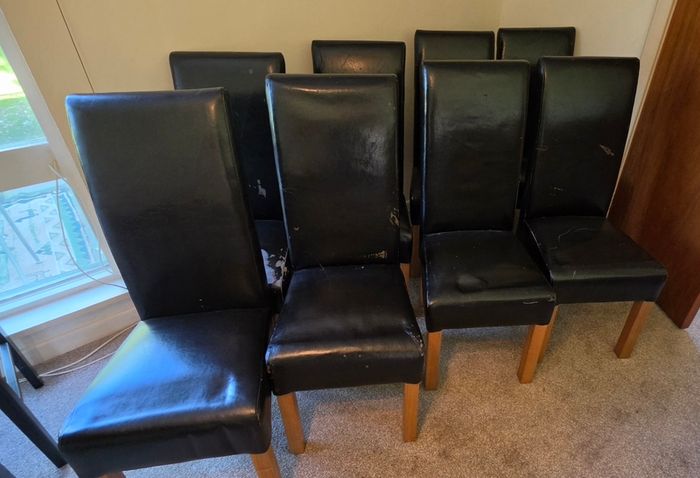 Tuscan Dining Chairs All 8 for 80 Euro