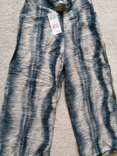 Ladies summer trousers and shorts size xs Primark