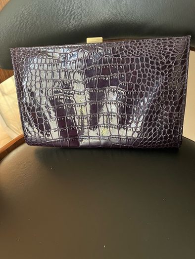 clutch bag