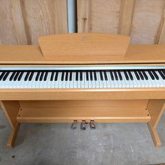 Yamaha Piano