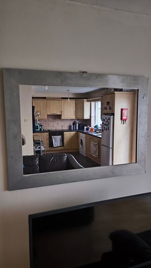 wall mirror