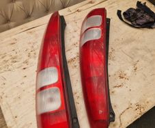 Honda HRV 2004 Tail lights