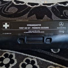 Mercedes w220 first aid kit unopened