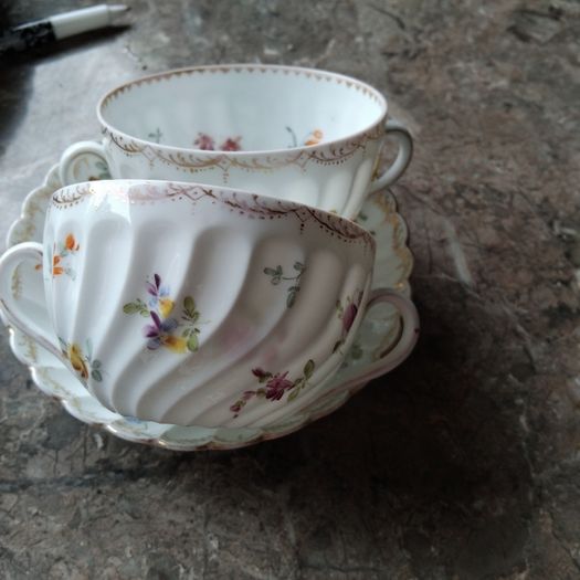 Antique Cups Hermann Ohme Porcelain Cups And Saucers