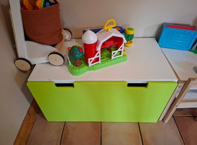 Toy box