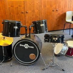 Free Drums