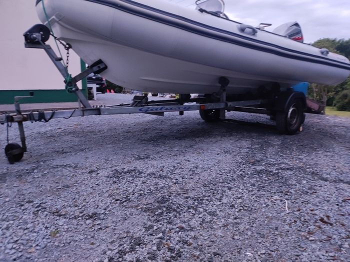 Valiant  V 450 Rib.