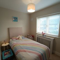 Bed with guest mattress underneath