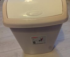25L plastic bin