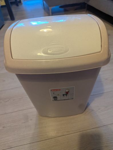 25L plastic bin