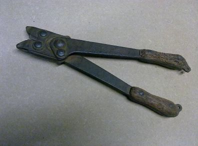 Old wire cutter possibly WW 1