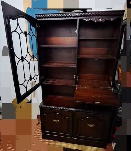 Vitrine / Cabinet / Display Unit