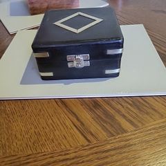Trinket box