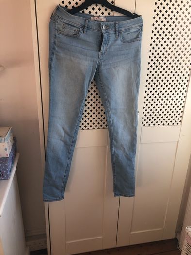 Hollister  jeans