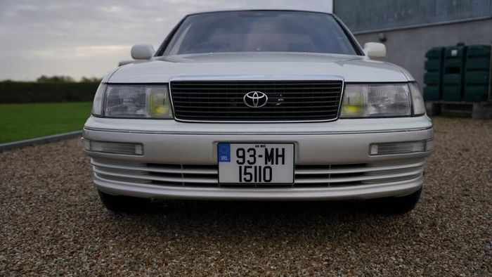 Toyota celsior