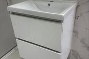 Special offer deal Brand New 500 Gloss White Wall Hung Unit and Basin