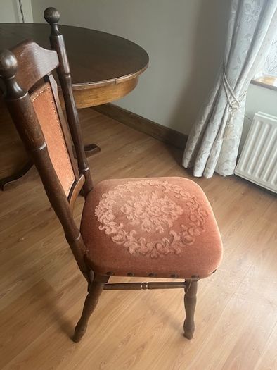 Set of 4 Beautiful Vintage Solid Wood Chairs 200