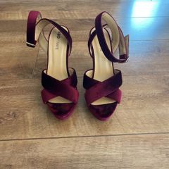 high hill platformed velvet sandals