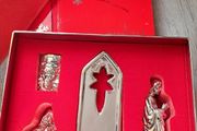 newbridge silverware Christmas navity set