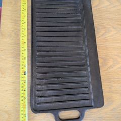 Seasoned Cast Iron Griddle