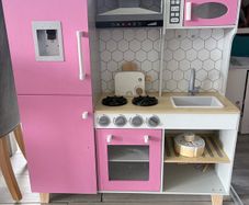 Play Kitchen