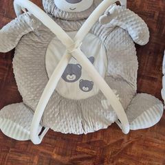 Plush play gym/mat