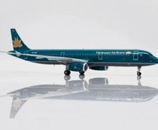 JC Wings Vietnam Airlines A321 1/200 Die Cast Model Aircraft