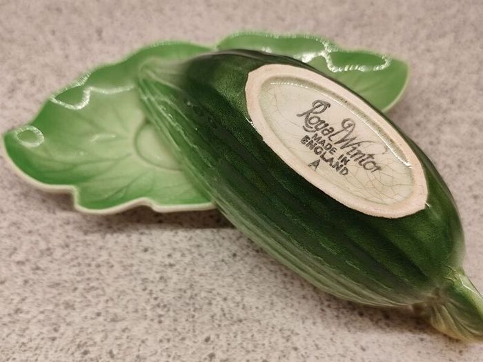 Vintage Royal Winton Green Leaf Gravy Boat and Underplate Pristine Condition