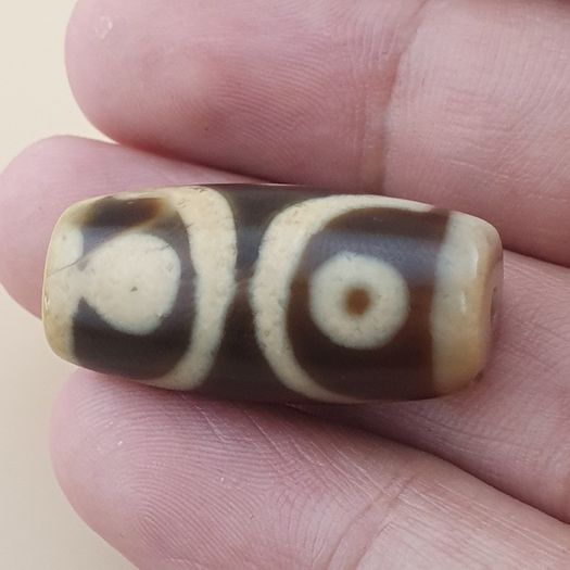 Vintage 3 Eyes Himalayan Tibetan Agate Dzi Bead Amulet
