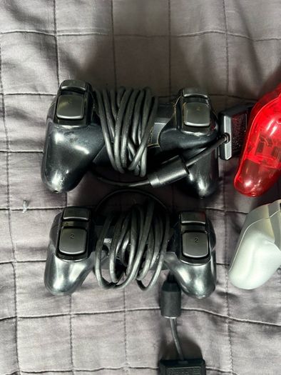 Bundle of ps2 controllers