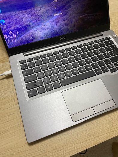 Dell  Latitude i5 pro 8/256 windows 11