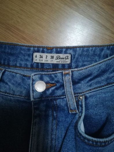 Denim pencil skirt