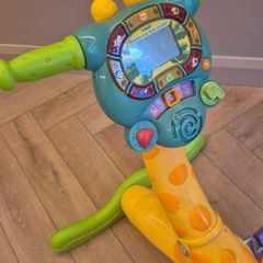 giraffe toy
