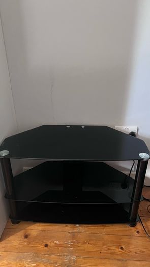 Tv and table, sell by separate or together