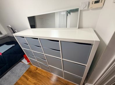 IKEA KALLAX Storage Unit with Grey Drawers & Doors + FREE EXTRAS