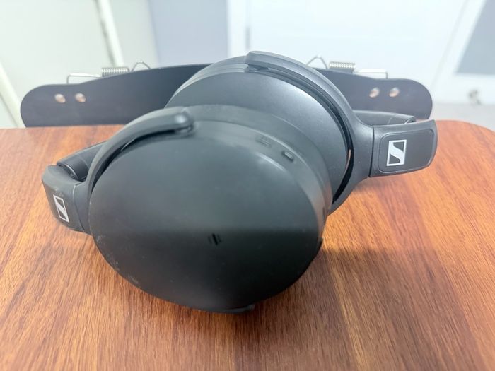 senheiser HD350BT headphone