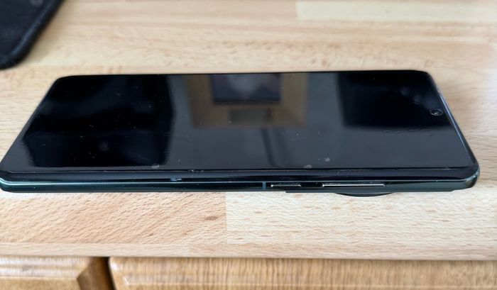 OnePlus 12 512GB 16GB RAM  Pristine Condition and Box plus 100W Fast Charger