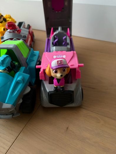 PAW Patrol Rescue Vehicles & Figures Bundle Set (8 Pups & Vehicles)