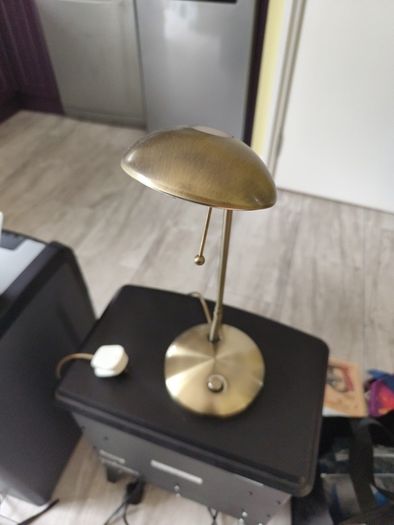 Reading lamp