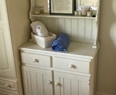 dresser