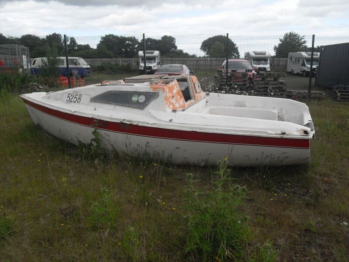 BOAT(FREE) to first person who can take it