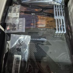 ROG Maximus Z590 Hero XIII + 4 x 8GB G-Skill Trident Z 3200mhz Bundle (Used)