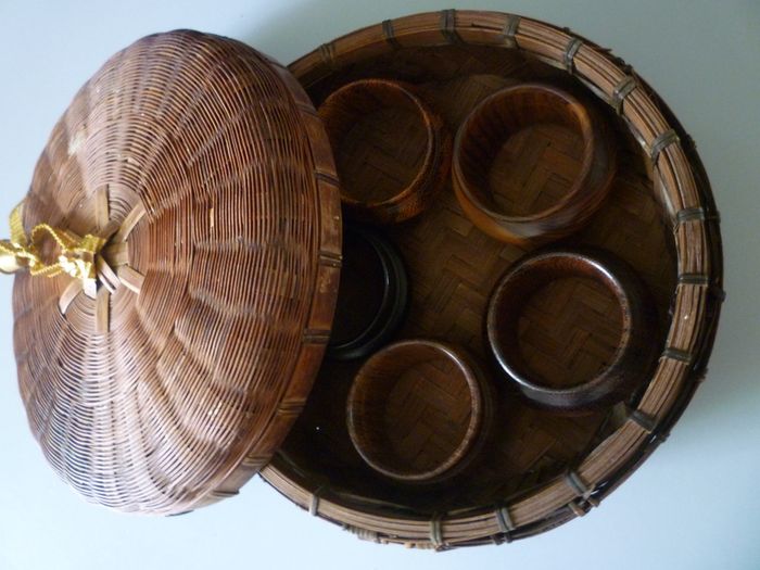 Wooden Napkin Ring holders-set Of 5 Vintage With Storage Box