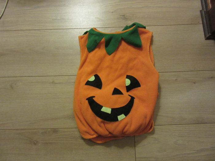 halloween pumpkin outfit size one