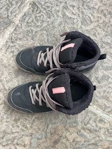 hiking boots waterproof