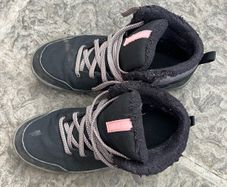 hiking boots waterproof