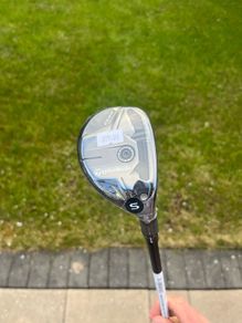Brand new 3 hybrid Taylor made Qi35 stiff shaft